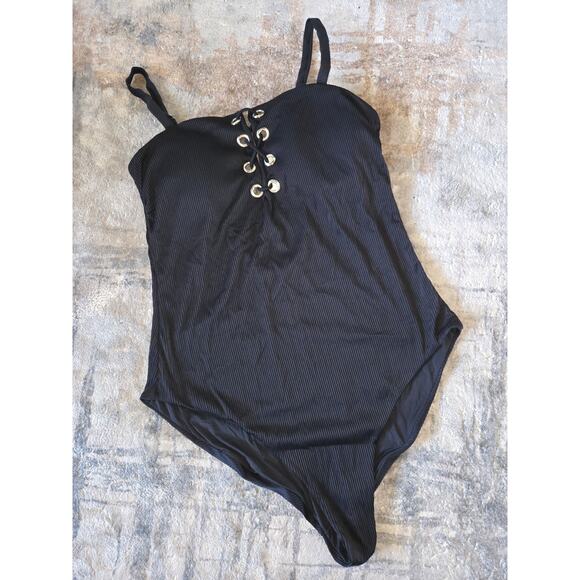 COASTAL WAVES- swimwear 1 piece black ribbed with silver hardware 3XL - Picture 2 of 6